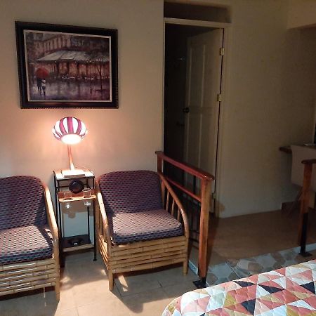 Marita'S Bed And Breakfast Нуево Аренал Екстериор снимка