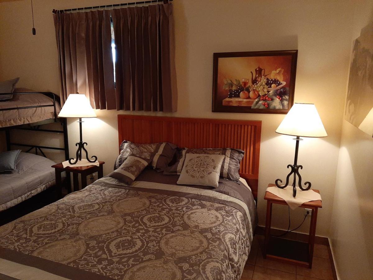 Marita'S Bed And Breakfast Нуево Аренал Екстериор снимка